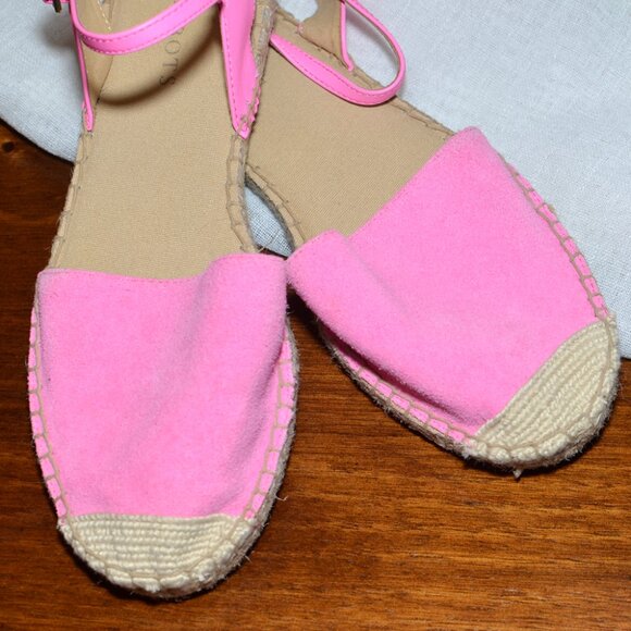 Talbots Size 8 Izzy d'Orsay Bubblegum Hot Pink Suede Espadrille Sandals / Flats - Picture 2 of 11